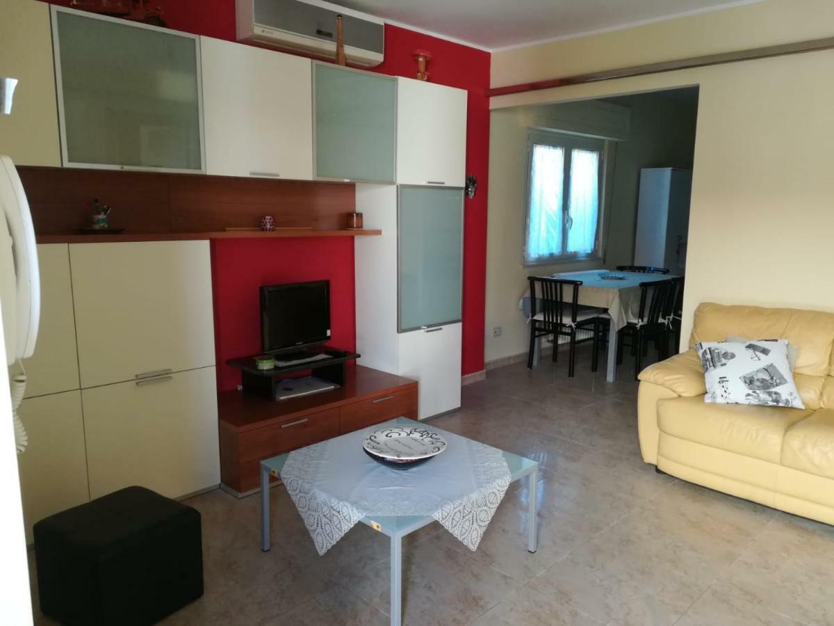Ferienwohnung A Casa Di Bruna Martella Exterior foto