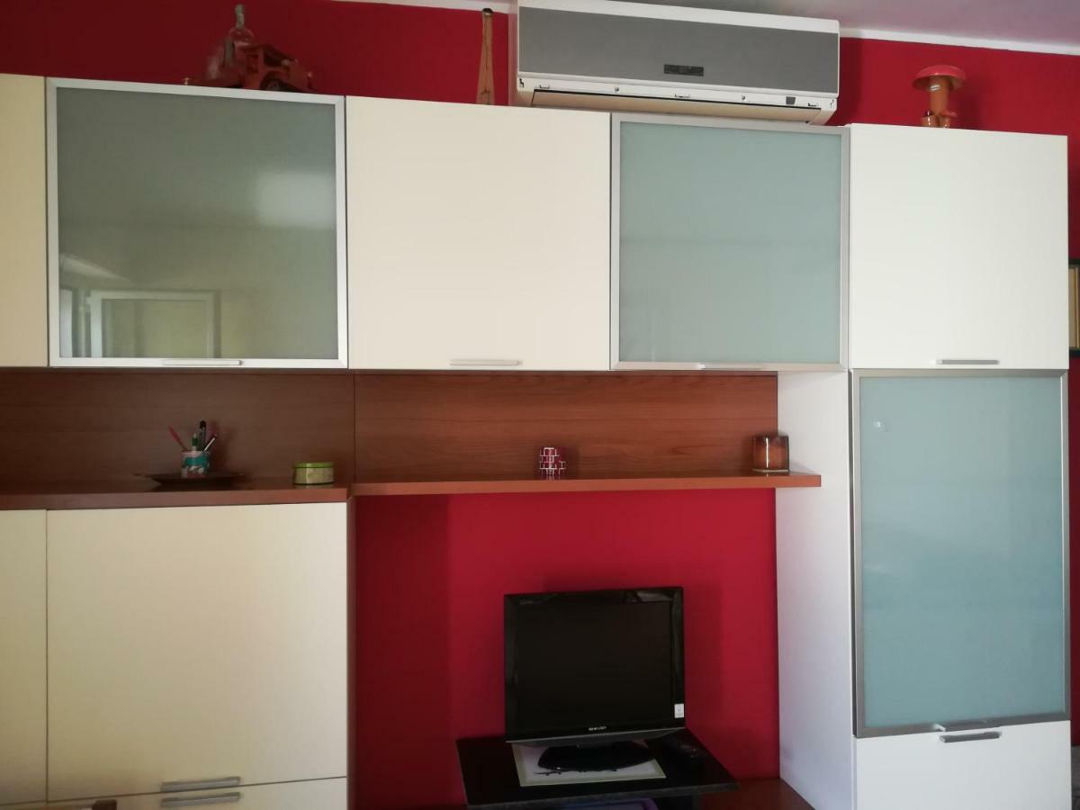 Ferienwohnung A Casa Di Bruna Martella Exterior foto